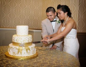 Bride and Groom Cake Cutting, Wedding at the Red Oak Ballroom B in Fort Worth, Sundance Square