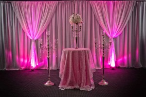 Distinctive and Elegant Decorations available at the Red Oak Ballroom in San Antonio